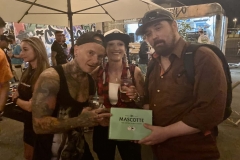 215B22B7-5C04-459B-961E-4D8ED7913588